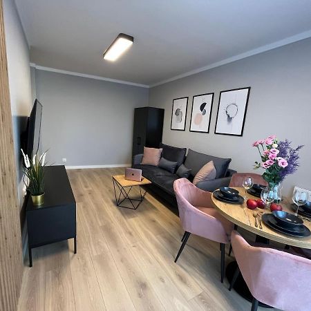 Apartament Jodlowa Residence วรอตซวาฟ ภายนอก รูปภาพ