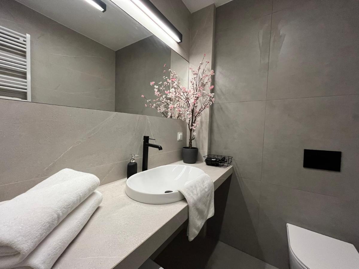 Apartament Jodlowa Residence วรอตซวาฟ ภายนอก รูปภาพ